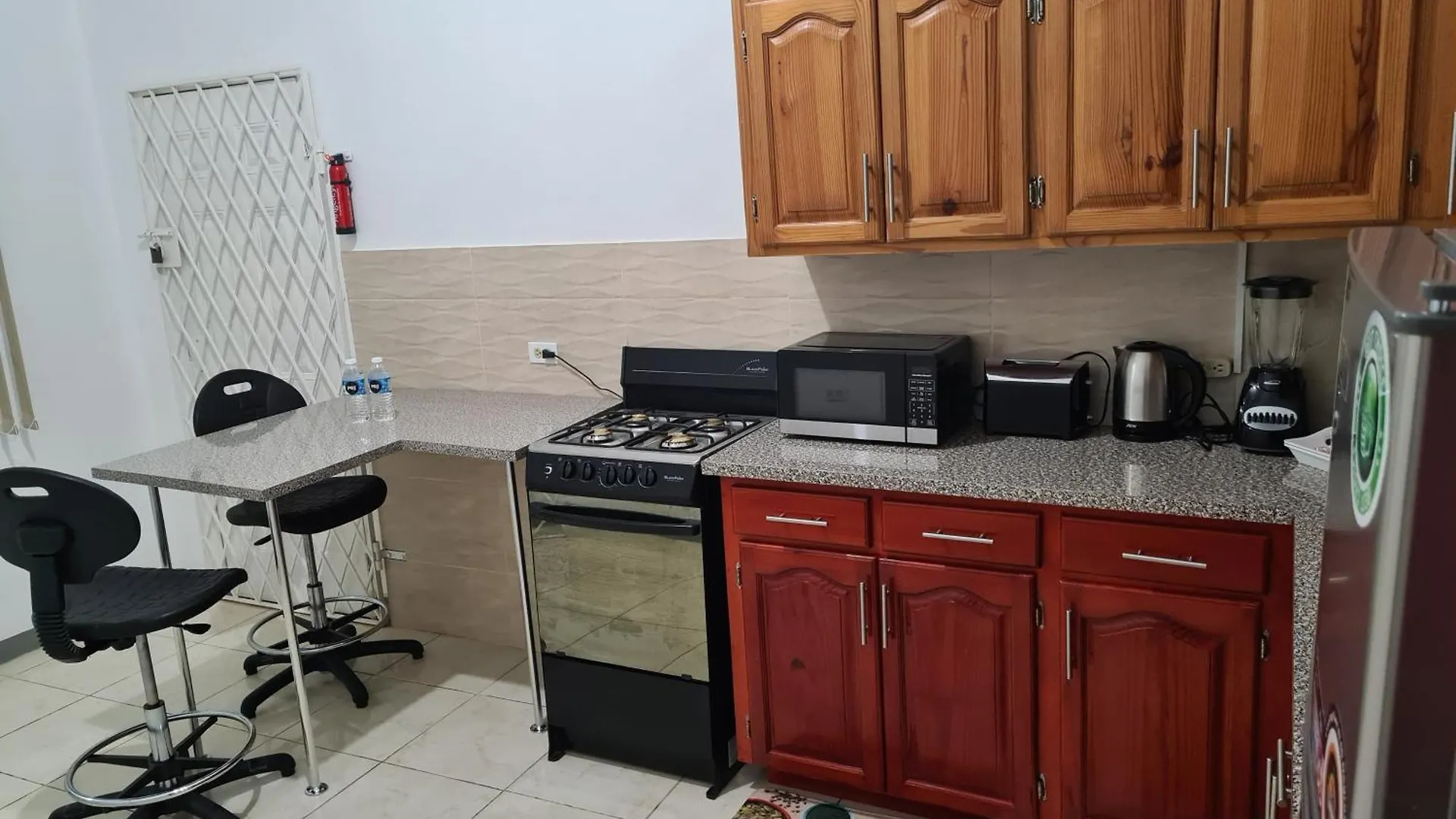 La Rose Apartment مونتيغو باي