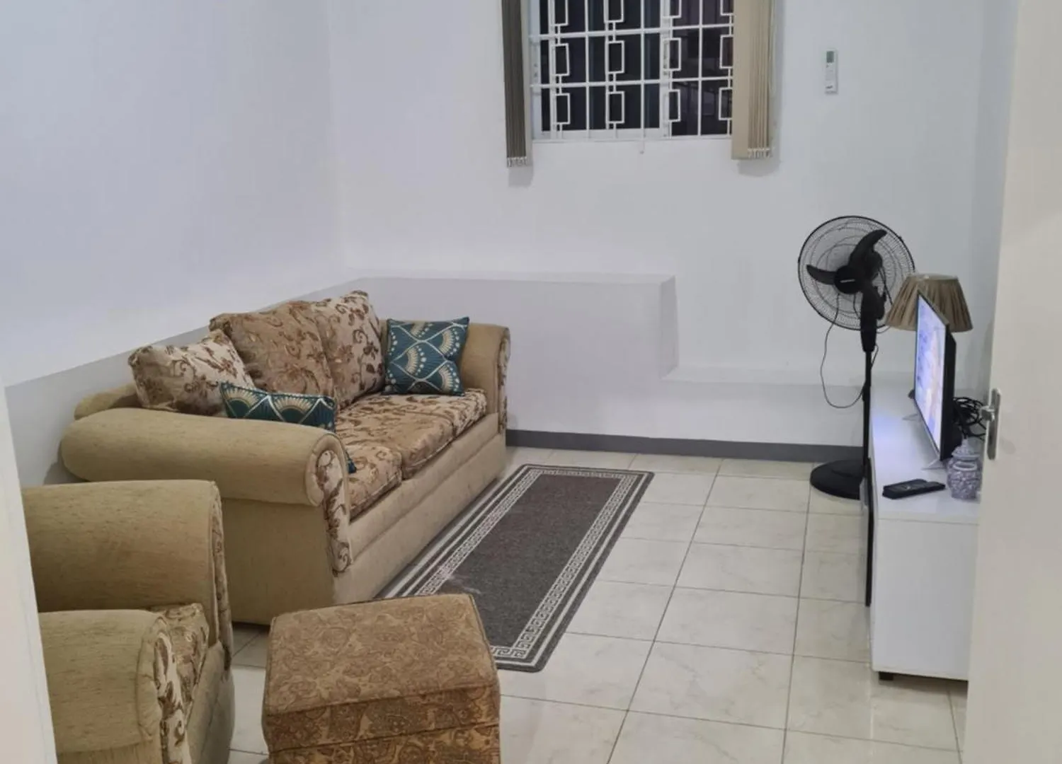 La Rose Apartment مونتيغو باي